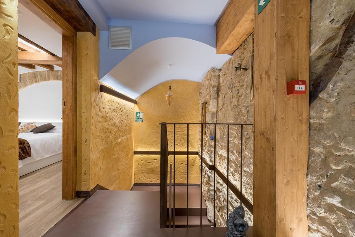 Hostal 977 Tarragona Eksteriør billede