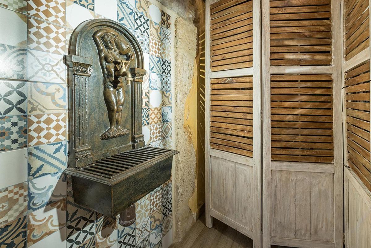 Hostal 977 Tarragona Eksteriør billede